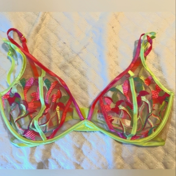 For Love And Lemons Other - Victoria’s Secret, For Love & Lemons 38DD, petunia lace bra